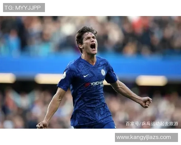 全球男足球明星风采展示与精彩瞬间回顾