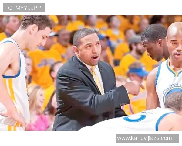 美国足球明星前锋的辉煌历程与未来发展潜力分析