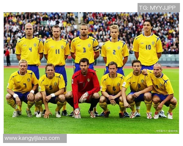 老足球明星重返赛场激情出场秀点燃球迷热情与怀旧情怀